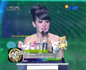 Kategori Penyanyi Solo Wanita Paling Ngetop Syahrini